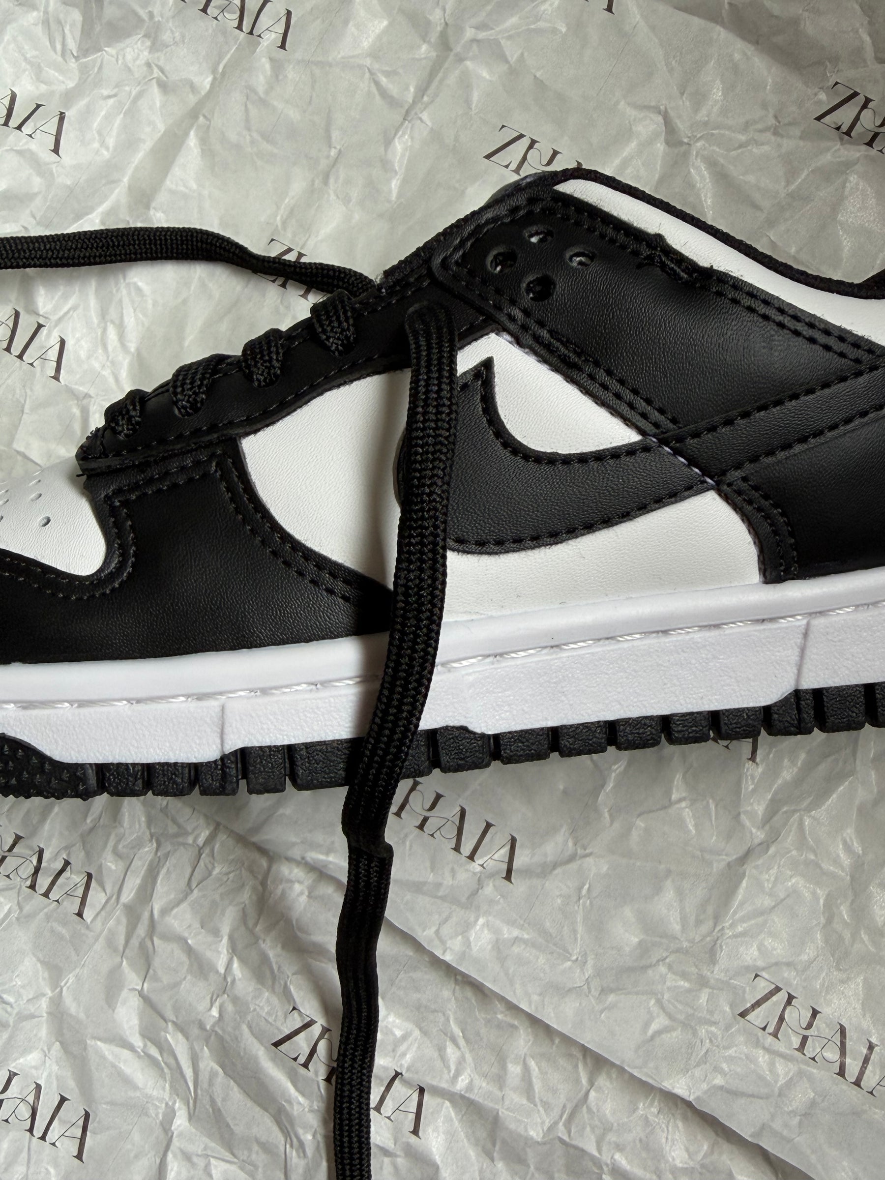 Nike Dunk Low Panda Feminino