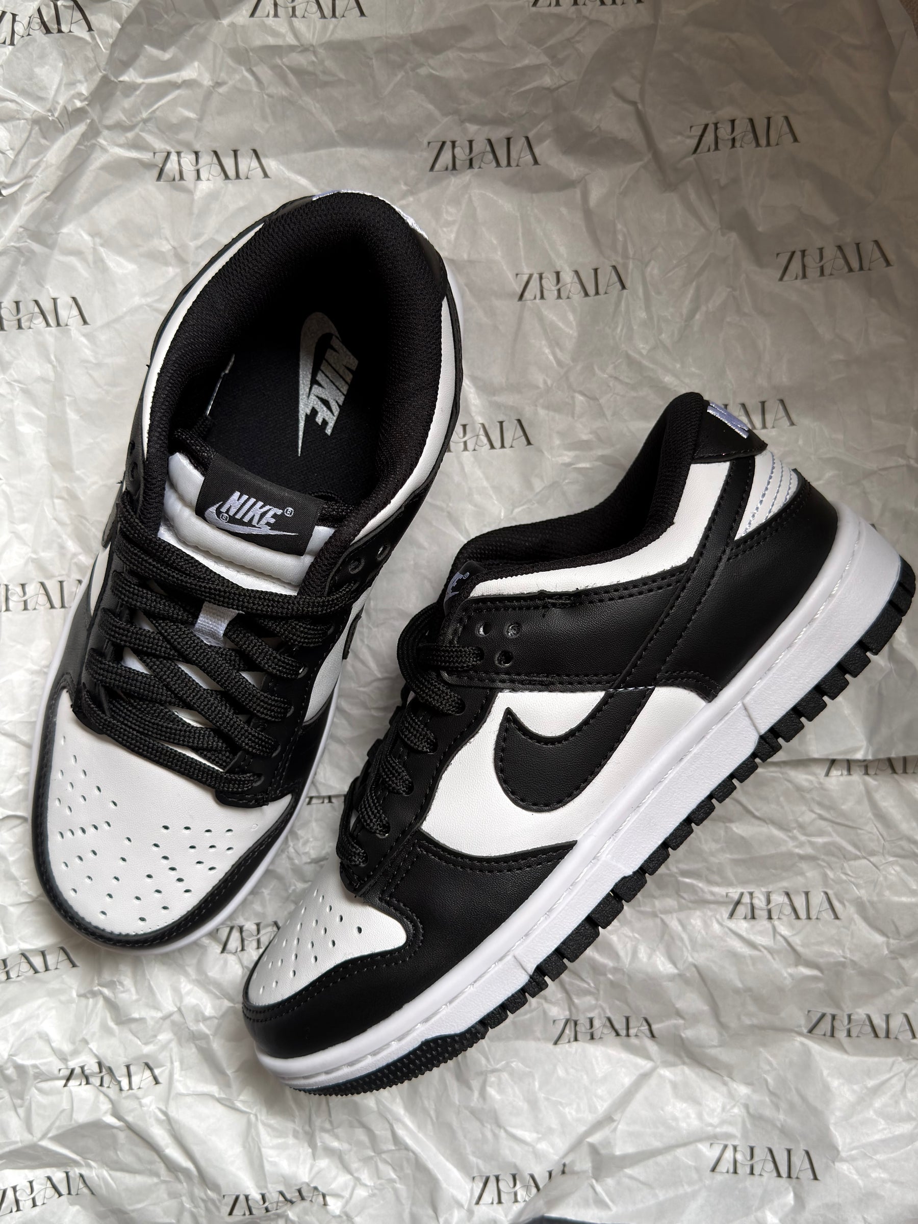 Nike Dunk Low Panda Feminino