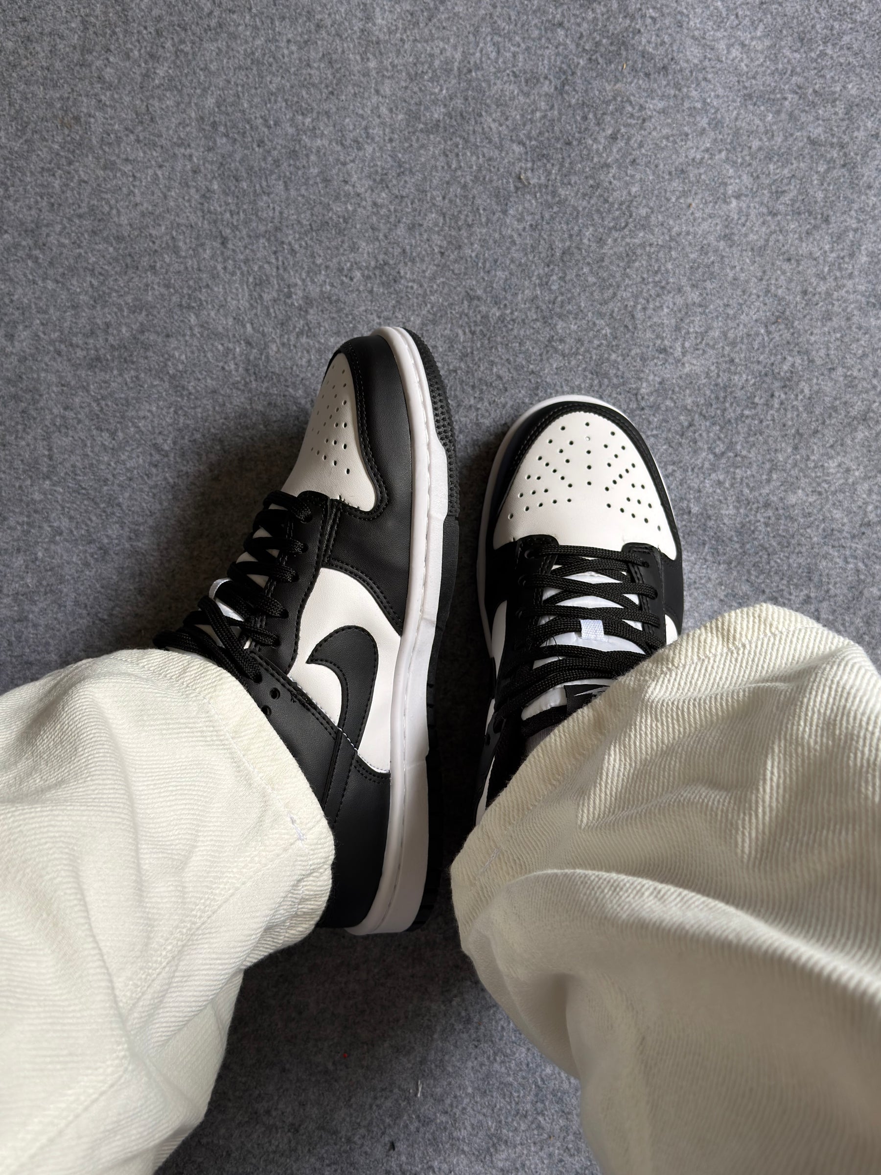 Nike Dunk Low Panda Feminino