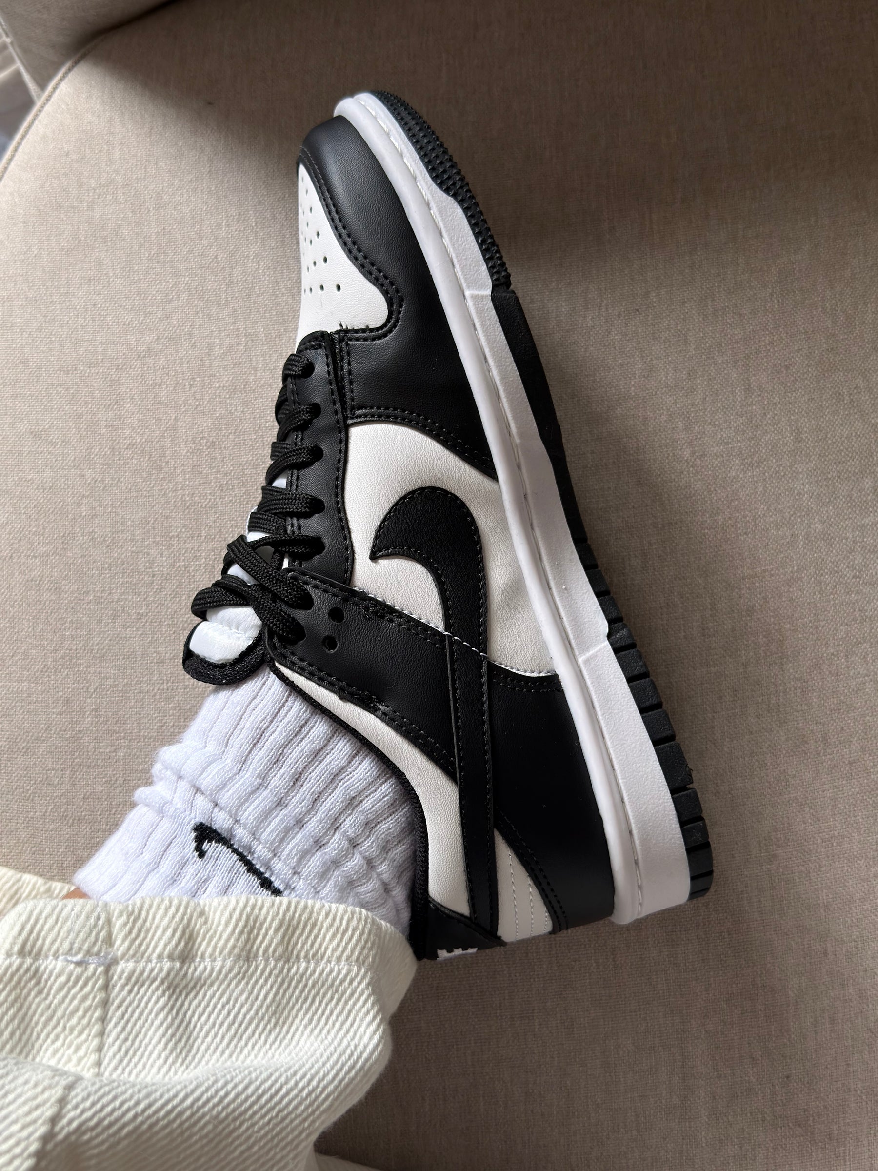 Nike Dunk Low Panda Feminino