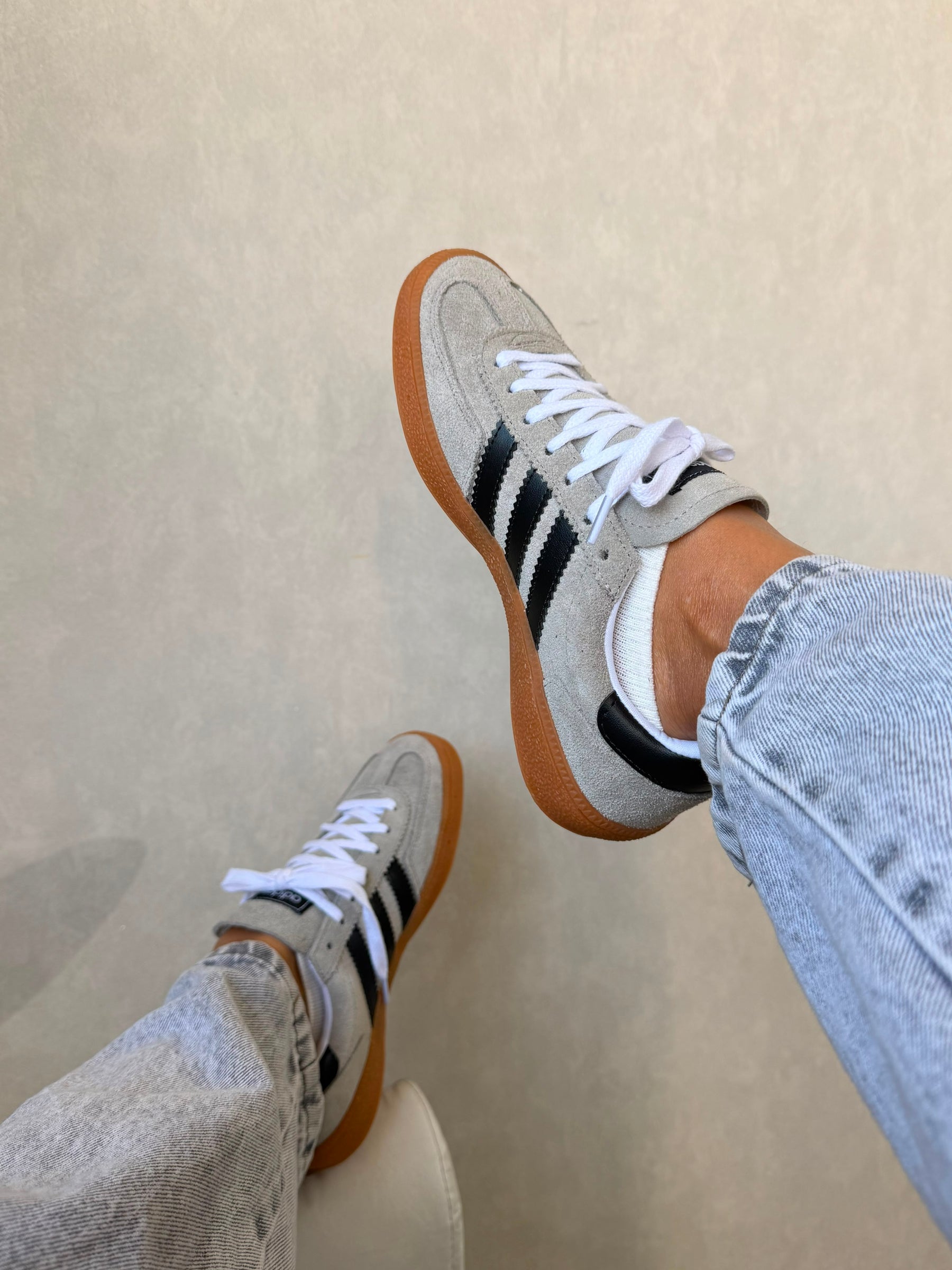 Adidas Spezial Gelo/Preto Feminino