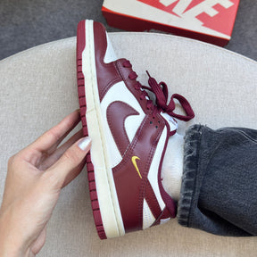 Nike Dunk Low Bordô Feminino
