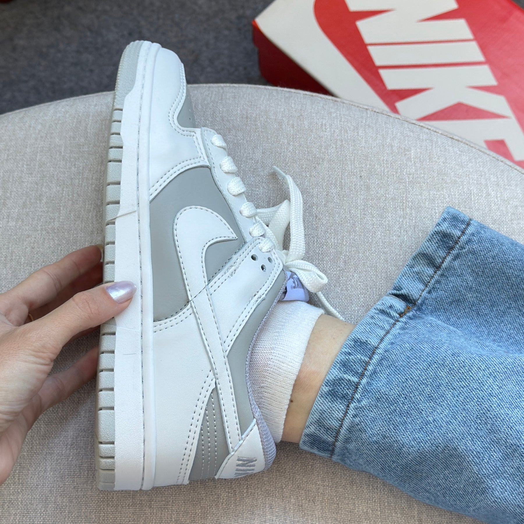 Nike Dunk Low Cinza Reverse Feminino