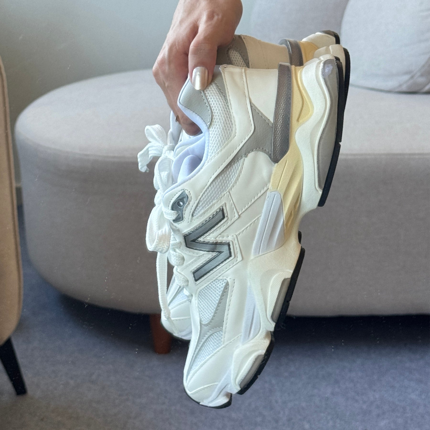 NB 9060 Off-White Feminino