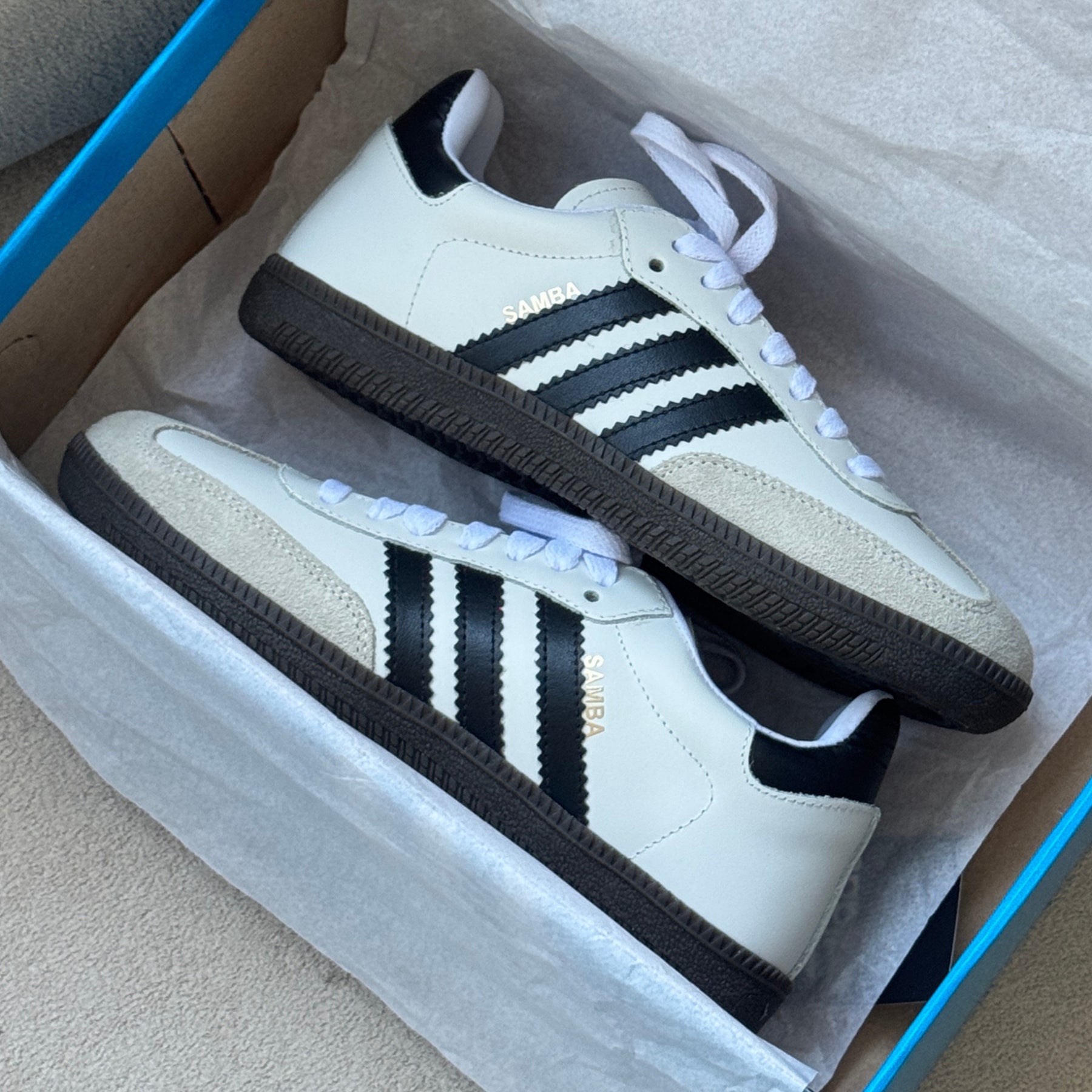 Adidas Samba OG Tradicional Feminino