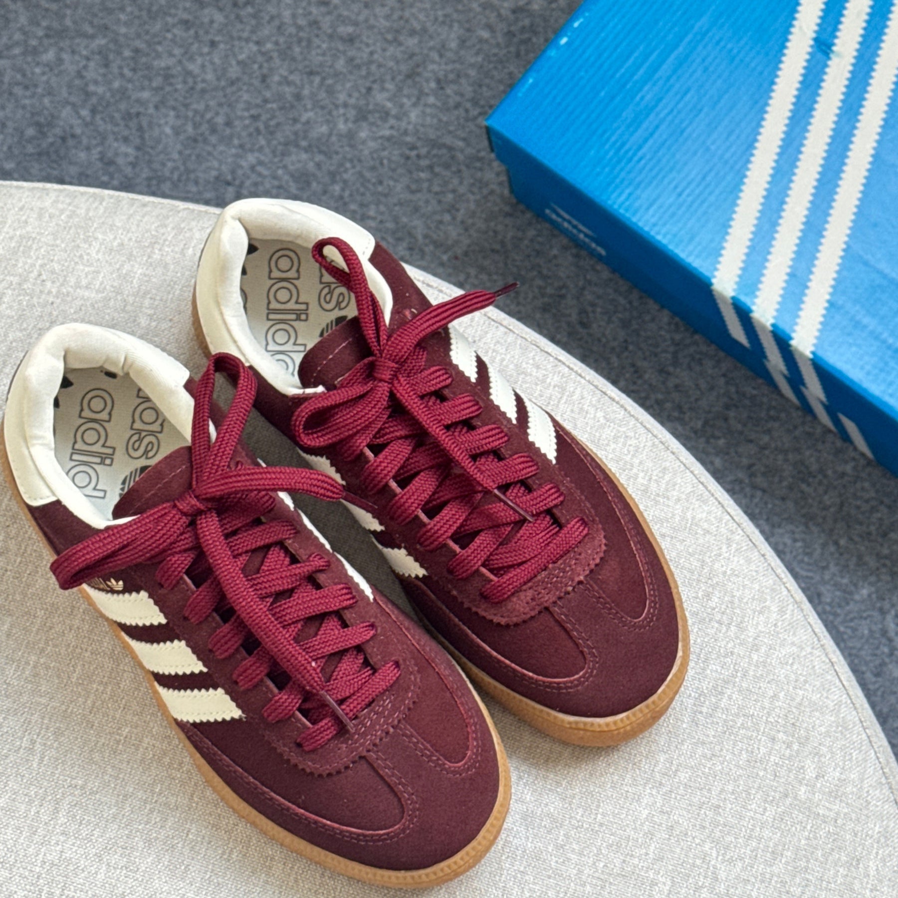 Adidas Spezial Bordô Feminino