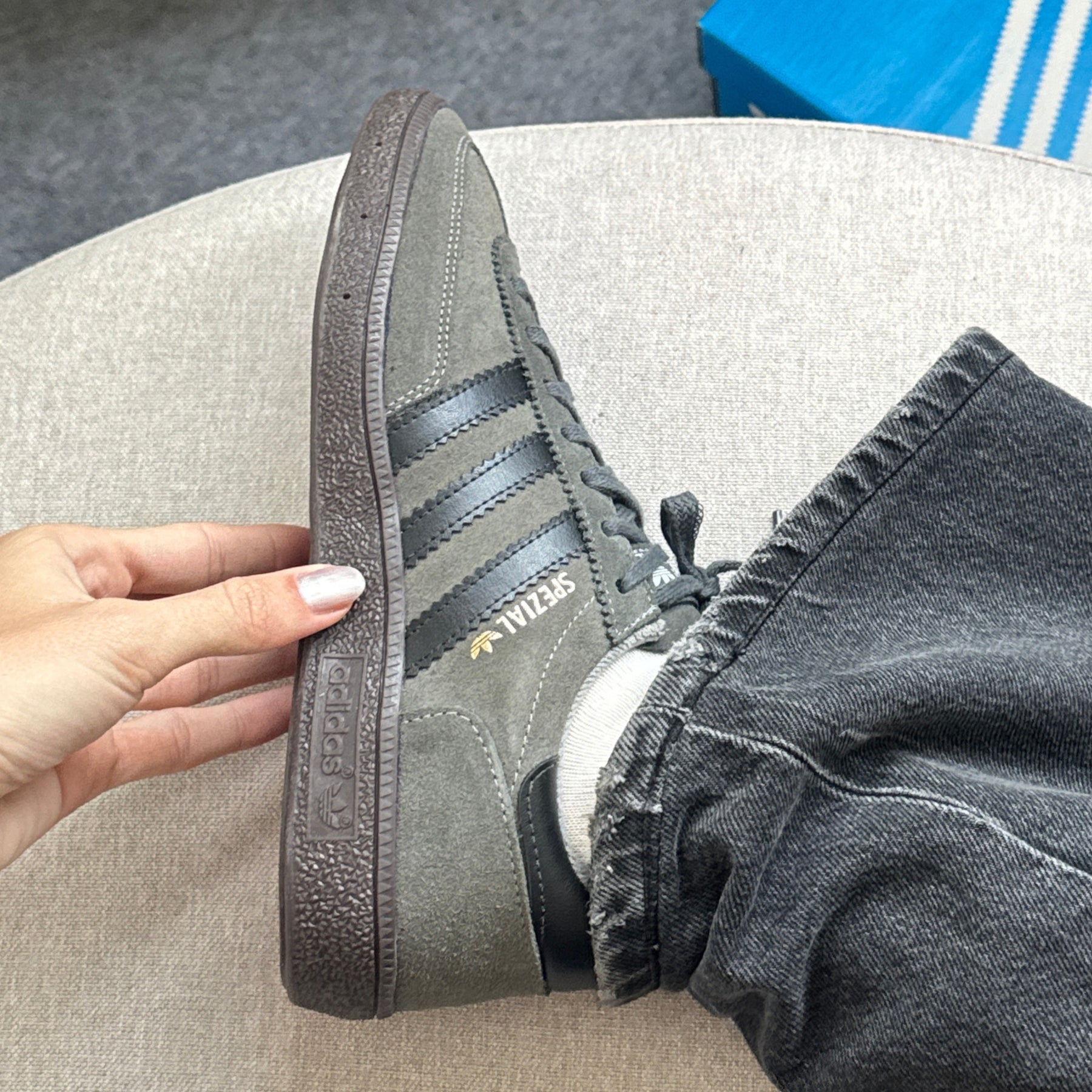 Adidas Spezial Chumbo Feminino